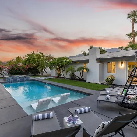 La Casa Naranja By Acme House Company Villa